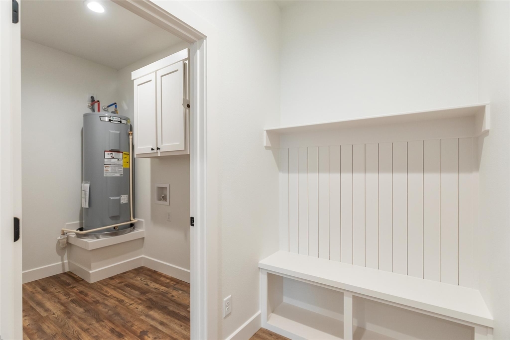 8001 Sawdust Trail - Photo 14
