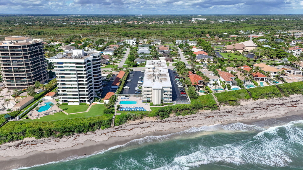 630 Ocean Drive - Photo 32