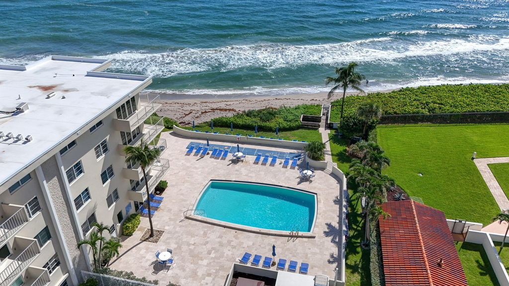 630 Ocean Drive - Photo 24