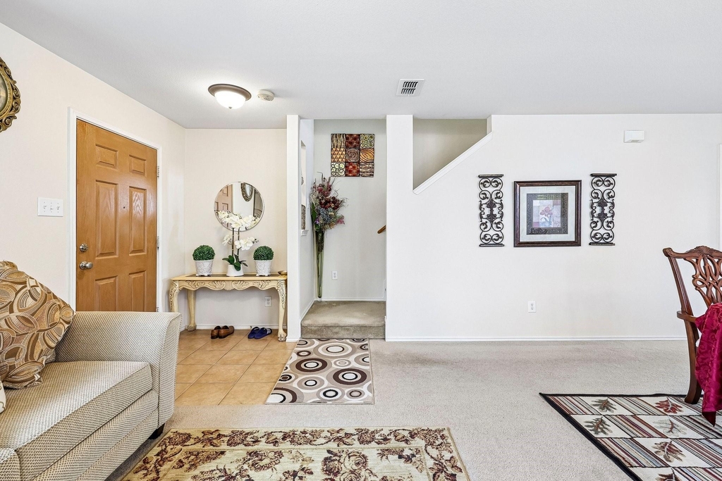 10719 Rankin Drive - Photo 2