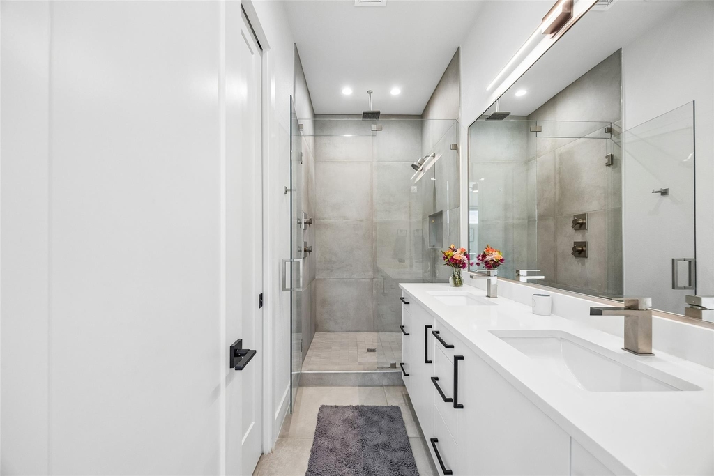 1865 Summit Avenue - Photo 20