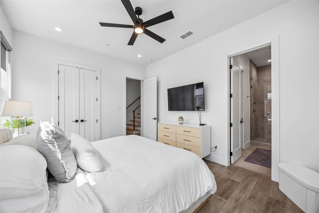 1865 Summit Avenue - Photo 18