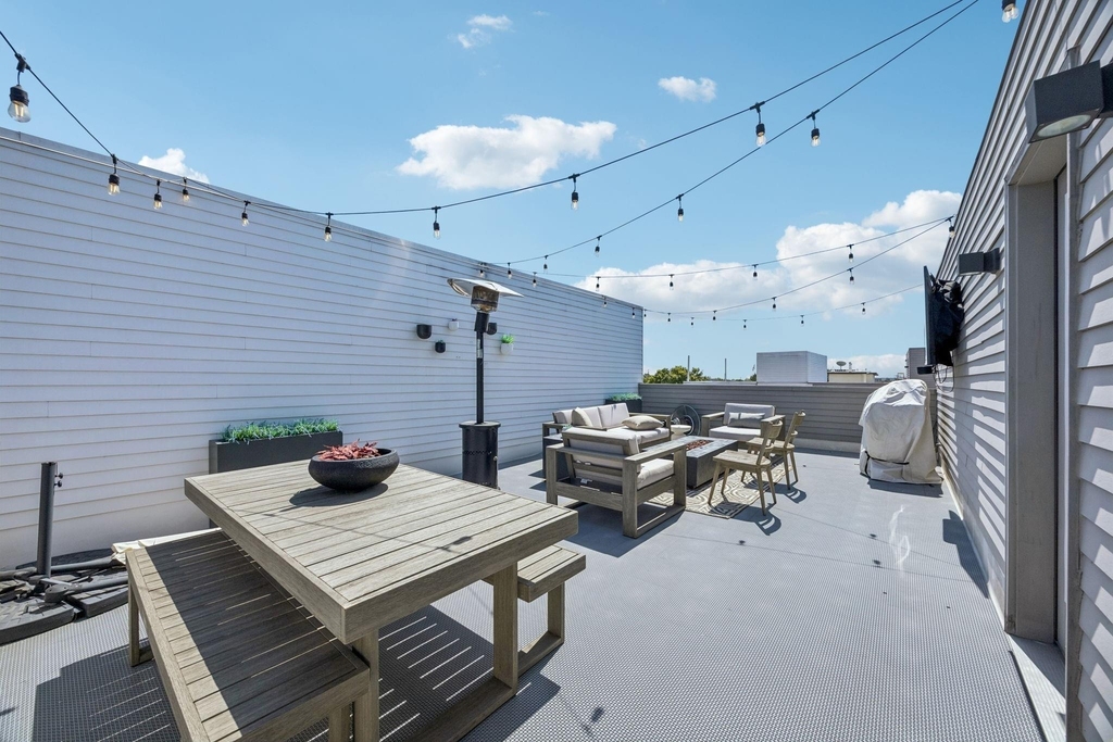 1865 Summit Avenue - Photo 25