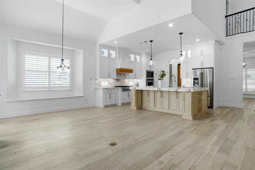 2414 Trophy Club Drive - Photo 9