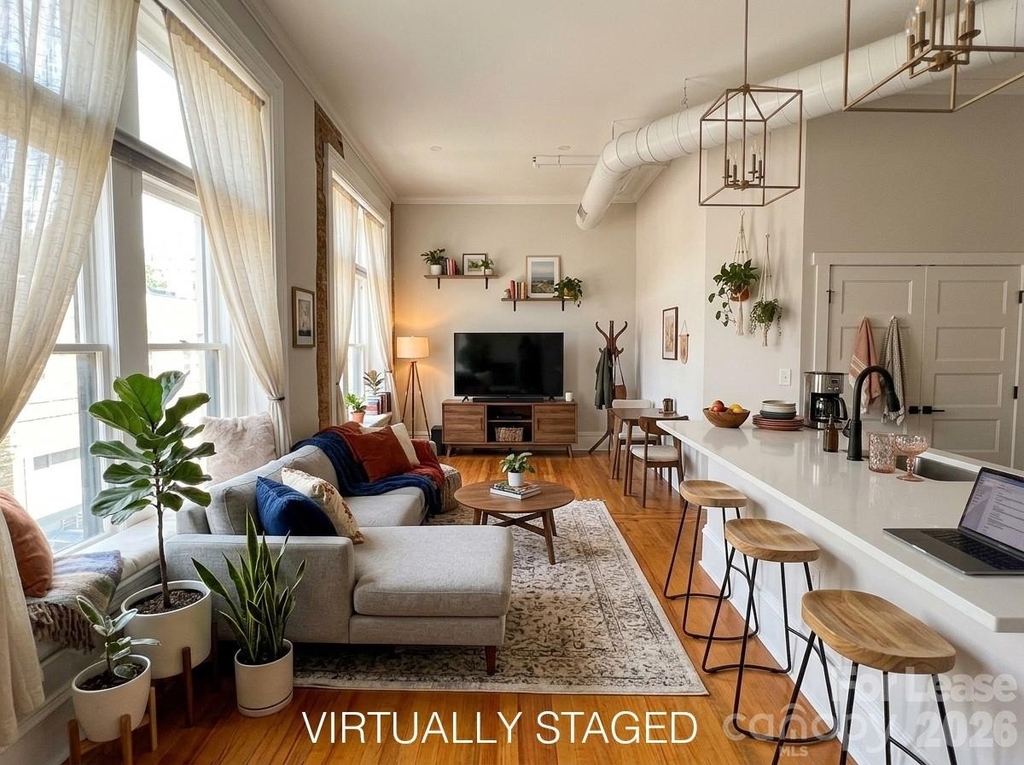52 Union Street S - Photo 5