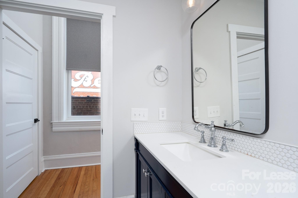 52 Union Street S - Photo 12