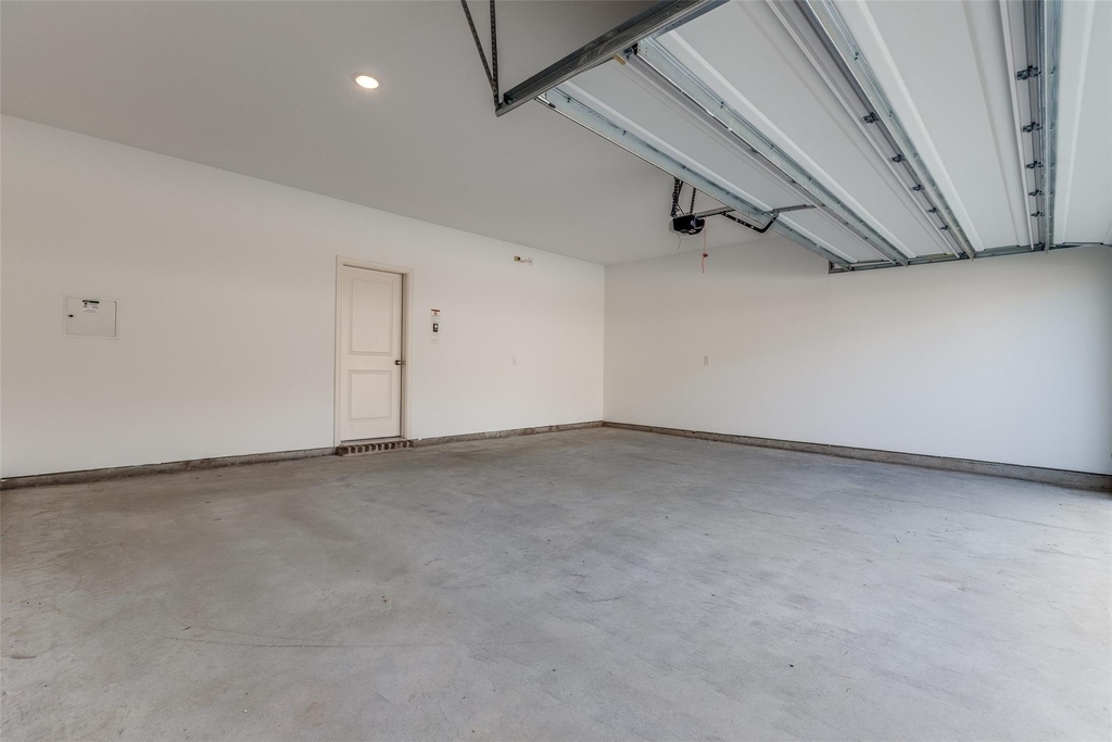 8864 Scarp Hill Lane - Photo 22