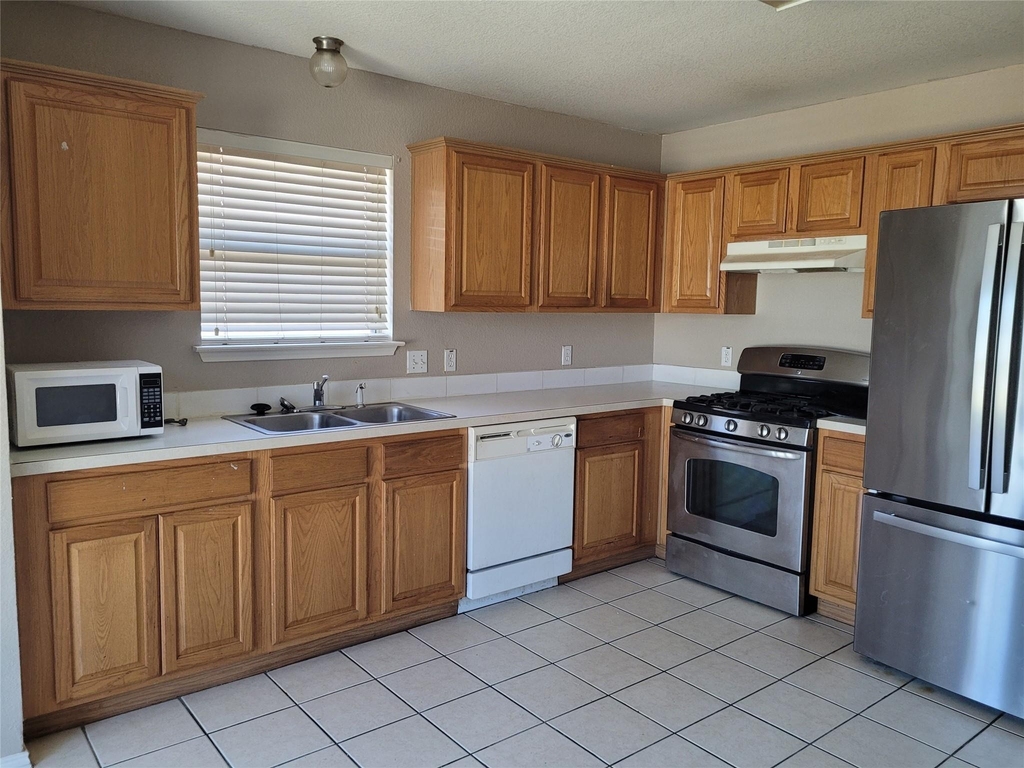 7545 Diamond Springs Trail - Photo 3