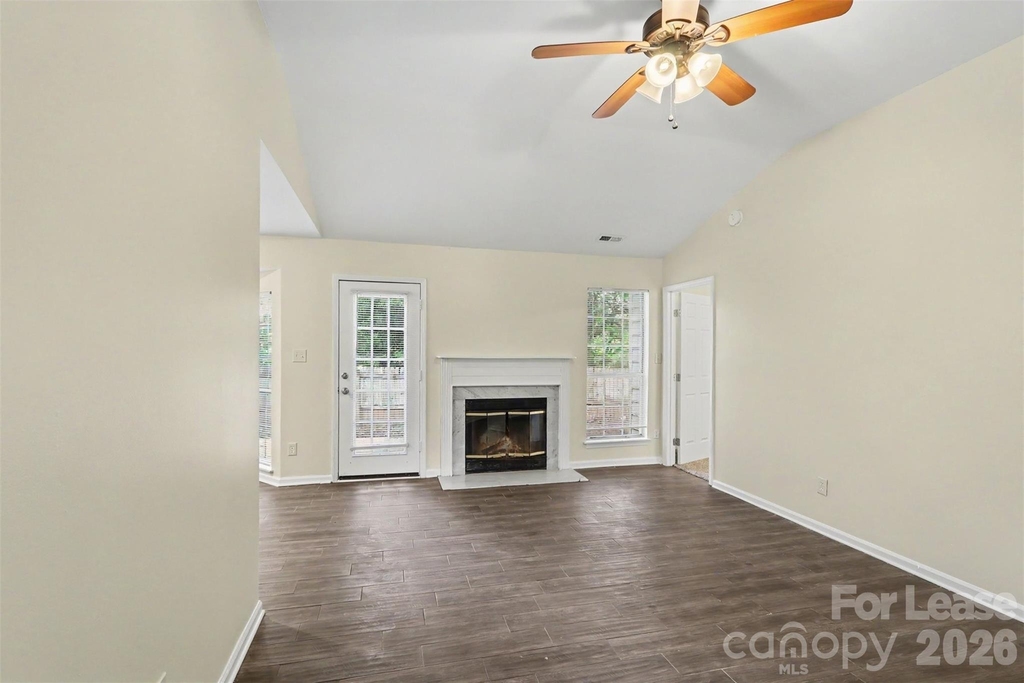 3107 Scotch Moss Court - Photo 3