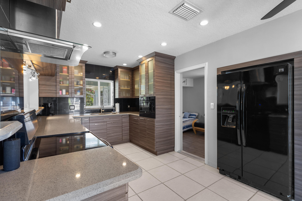 2333 Se 11th Street - Photo 5