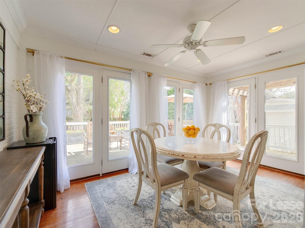 3221 Sunset Drive - Photo 24