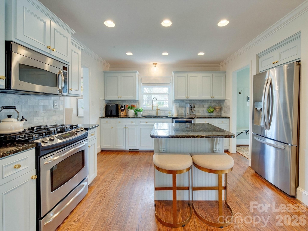 3221 Sunset Drive - Photo 14