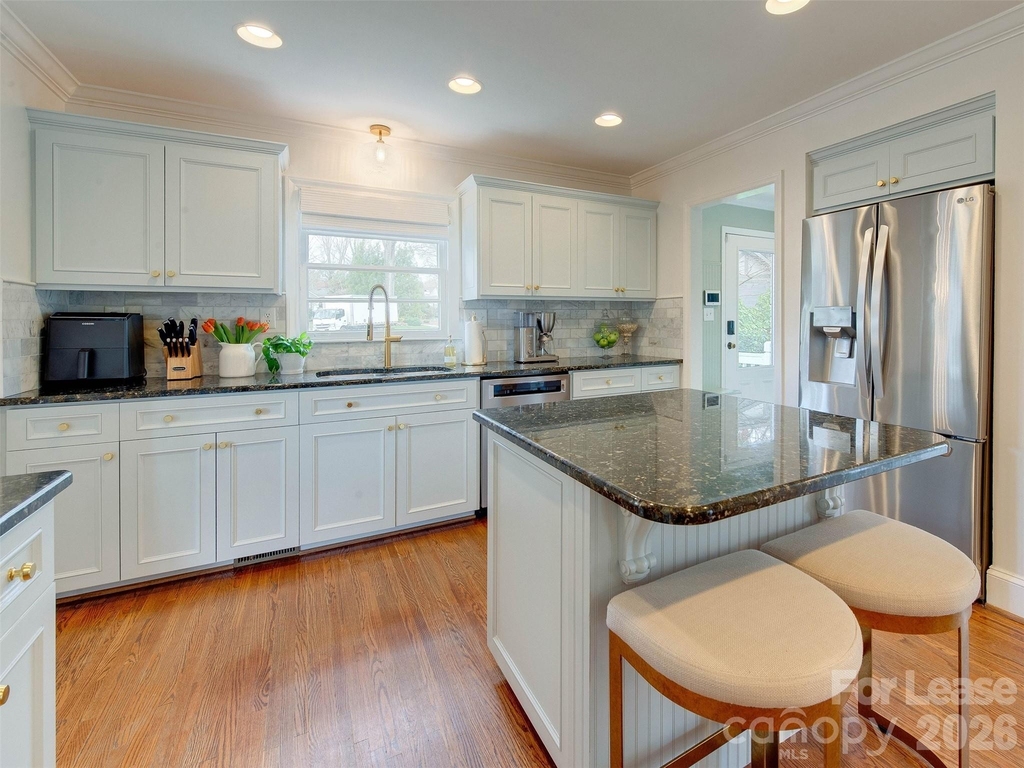 3221 Sunset Drive - Photo 13