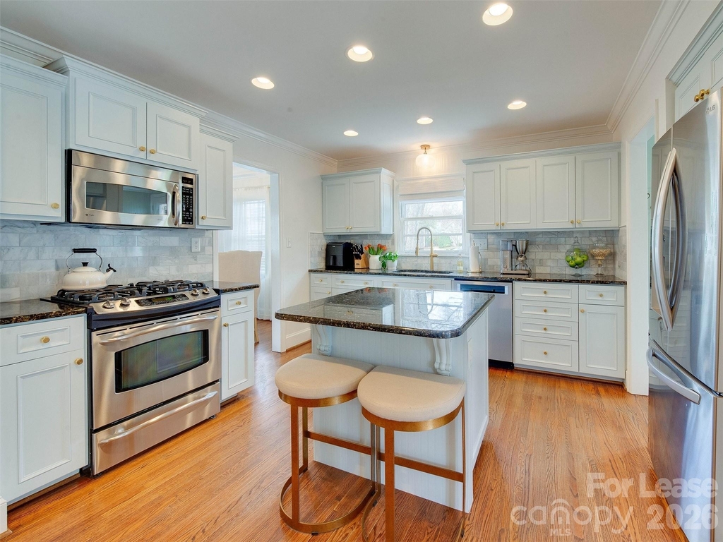 3221 Sunset Drive - Photo 15
