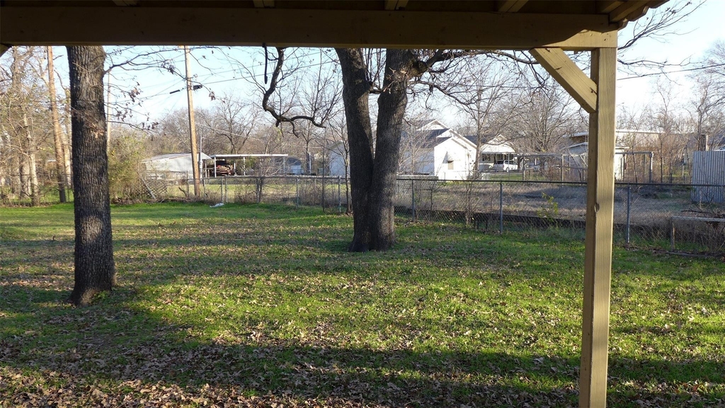 4208 Mccomas Road - Photo 1
