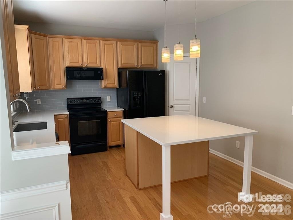 15262 Kessler Drive - Photo 2