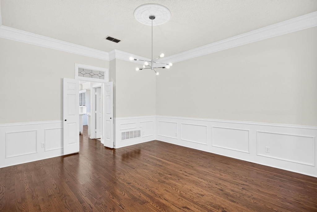 3403 Crossgate Circle S - Photo 4