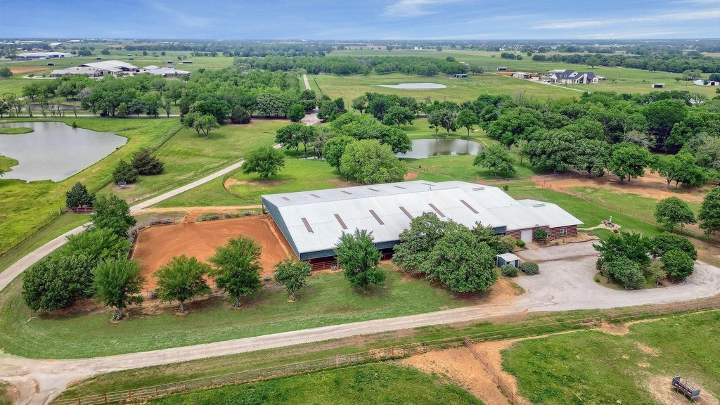 10898 Friendship Road - Photo 1