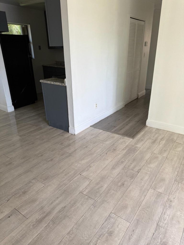 815 King Orange Drive - Photo 2