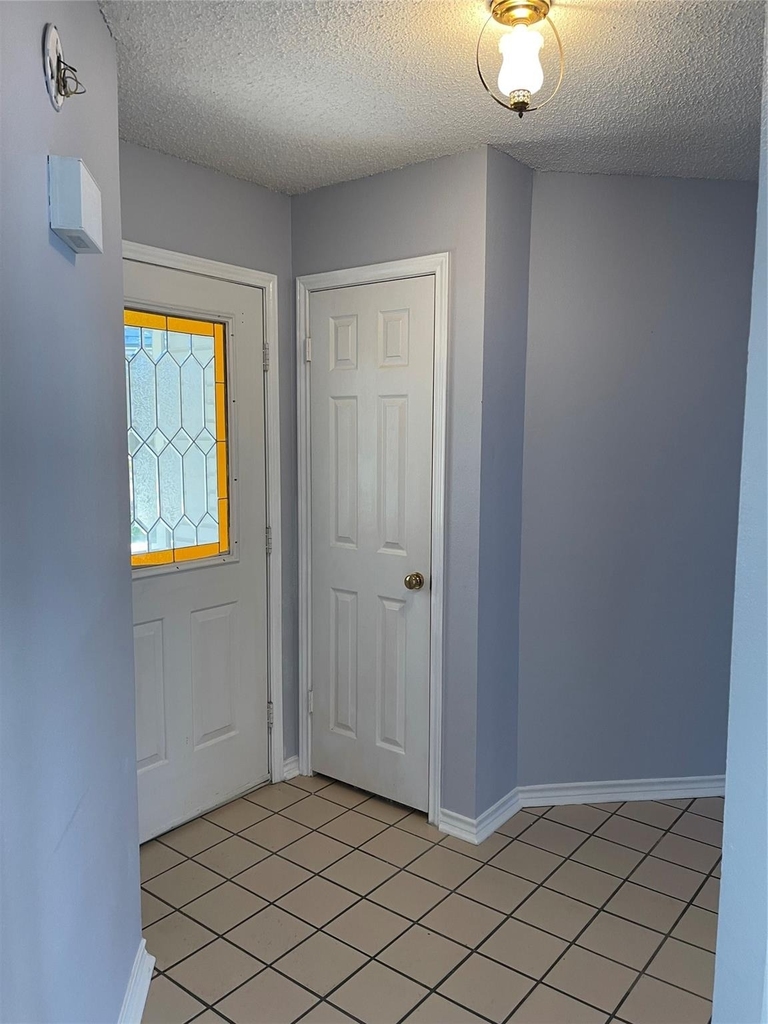 3149 Royal Lane - Photo 2