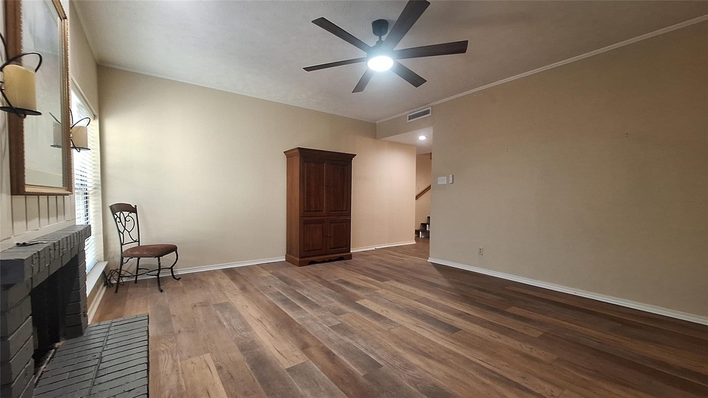 2022 Brookside Drive - Photo 6
