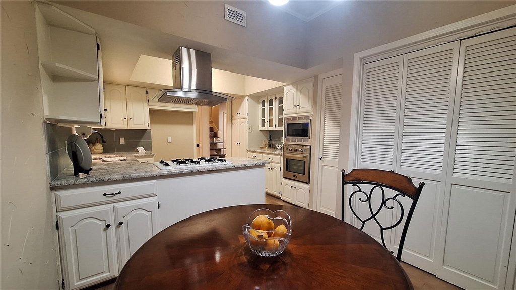 2022 Brookside Drive - Photo 10