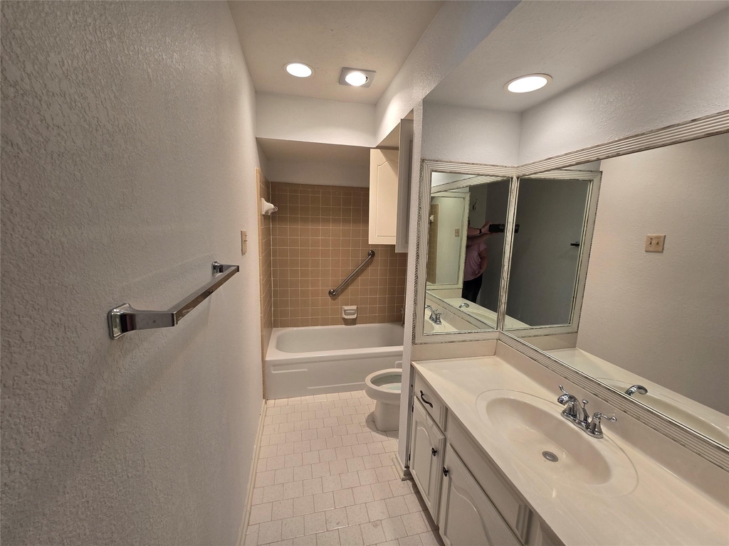 2022 Brookside Drive - Photo 14