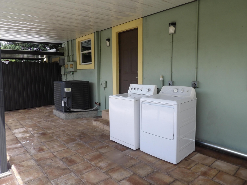 1011 N D Street - Photo 11