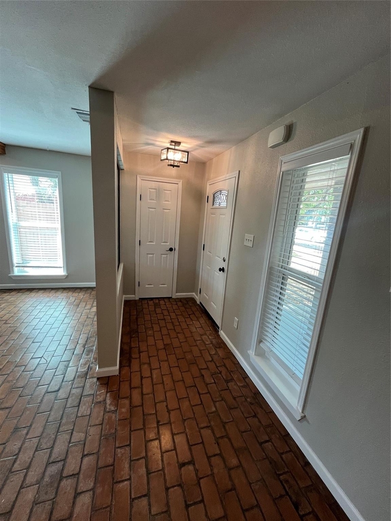 14710 Overview Drive - Photo 2