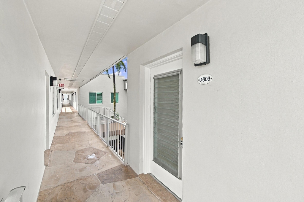 809 Flanders Q - Photo 5