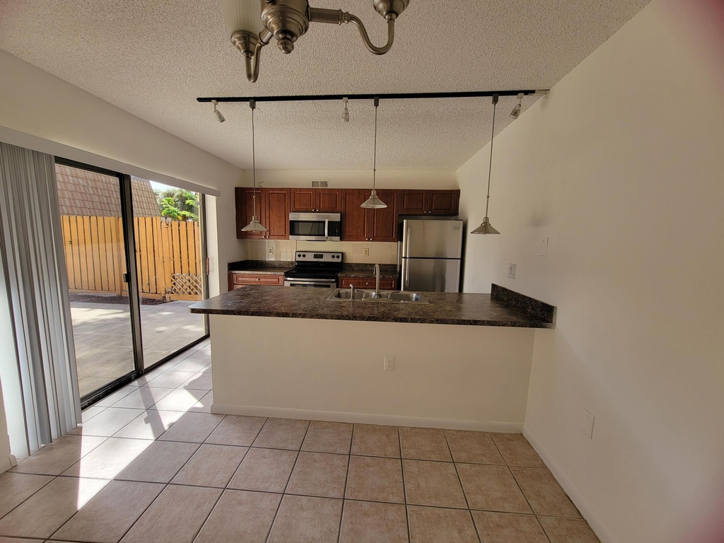 588 Green Springs Place - Photo 6
