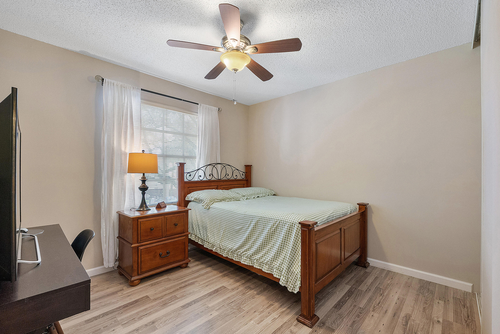 10961 Nw 12th Drive - Photo 23