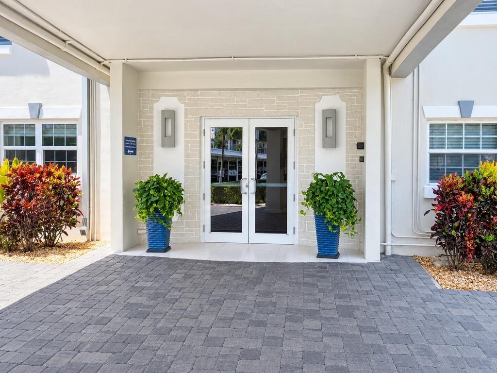 1439 S Ocean - Photo 2