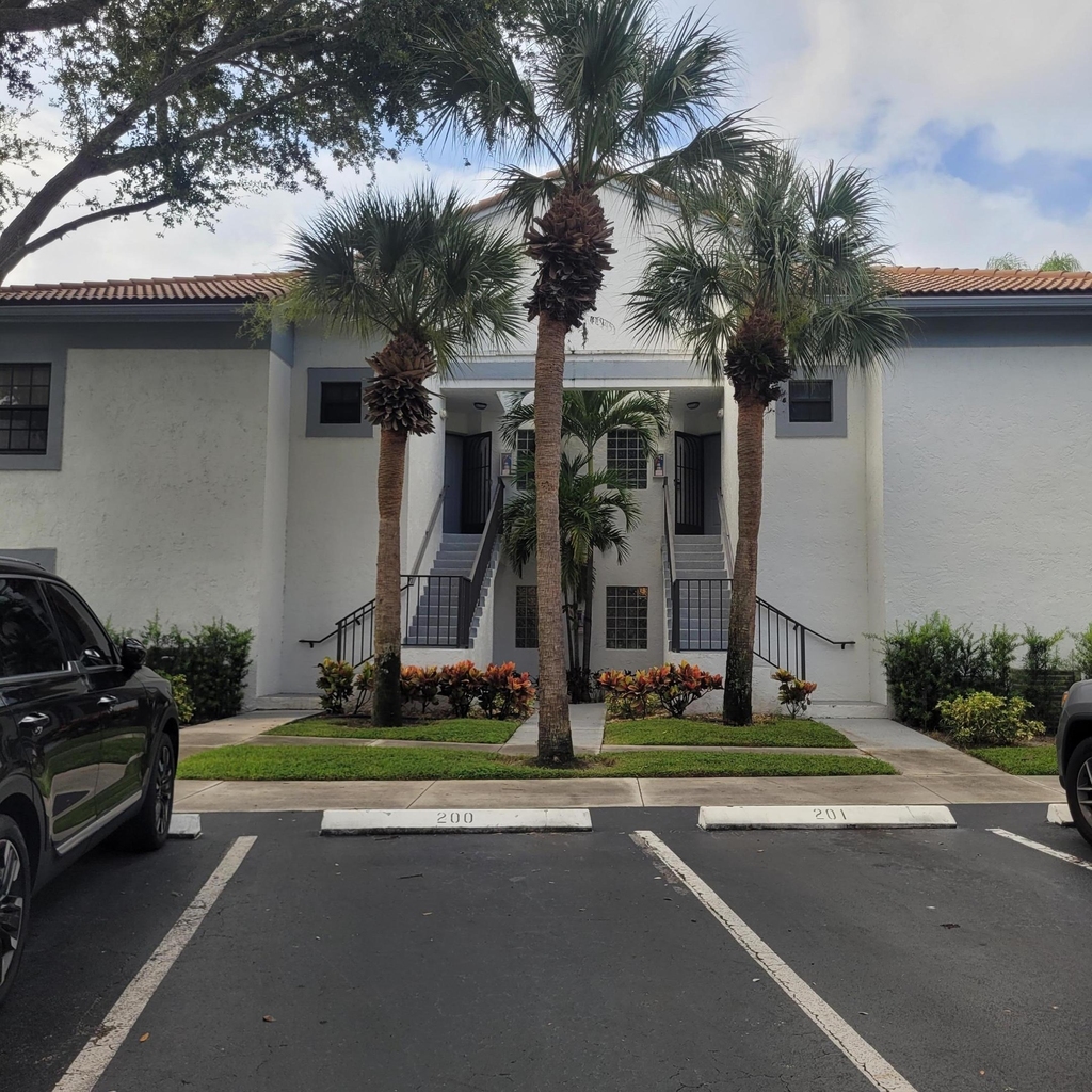 5406 Firenze Drive - Photo 11