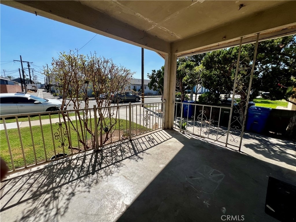 408 W Cleveland Avenue - Photo 13