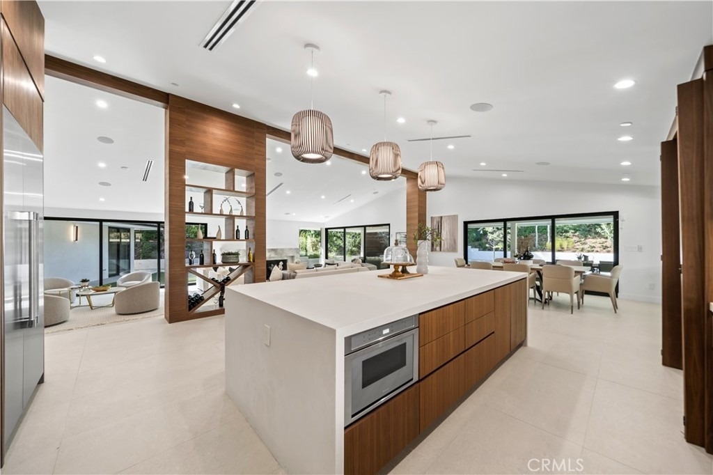 16105 Clear Oak Drive - Photo 10