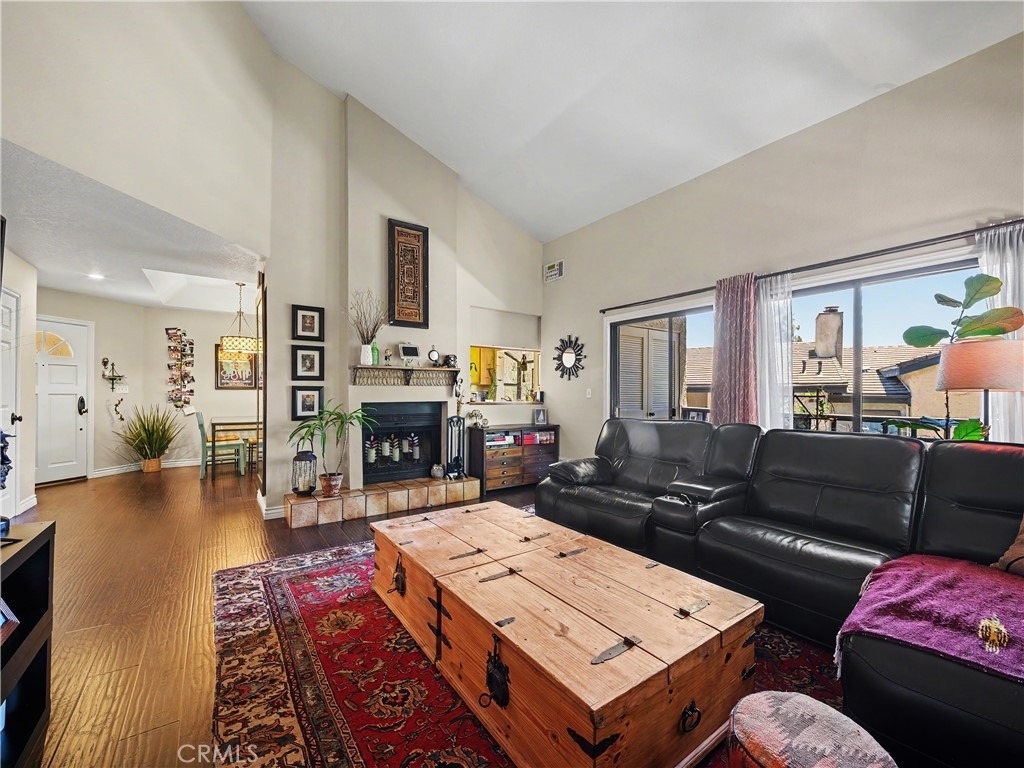 5738 Skyview Way - Photo 8