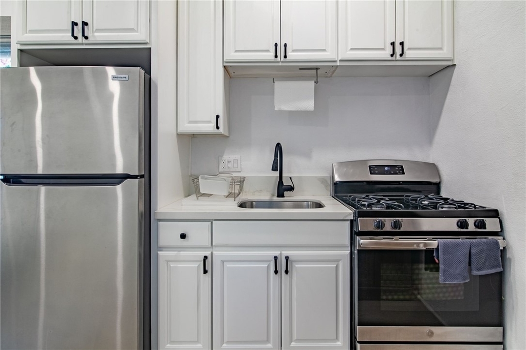 1419 S Curson Avenue - Photo 4