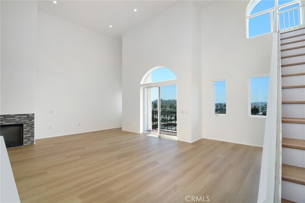 124 W Colorado - Photo 10