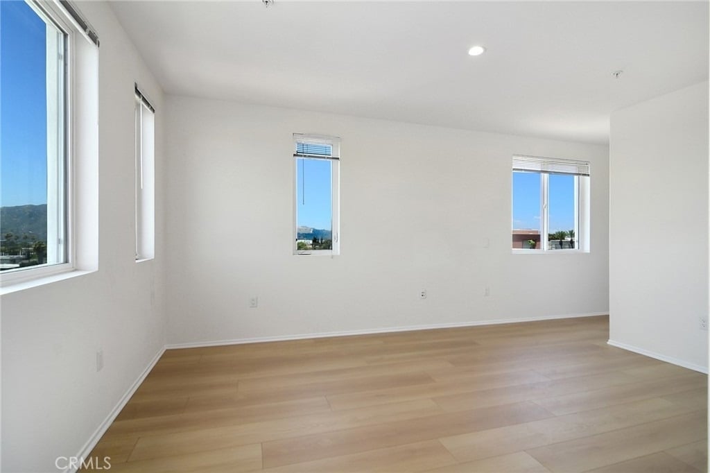 124 W Colorado - Photo 14
