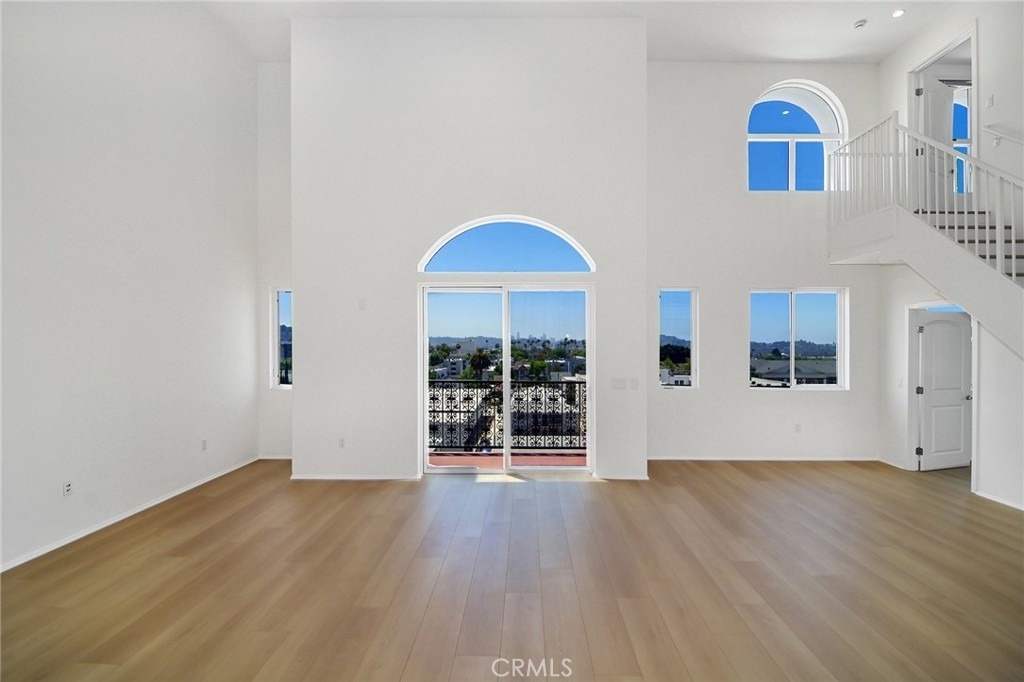 124 W Colorado - Photo 6