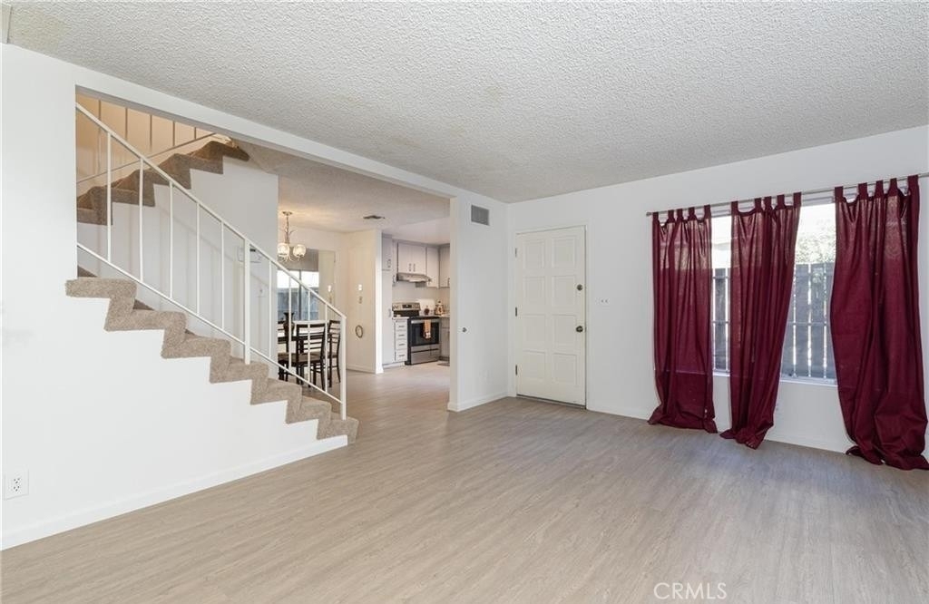 7301 Lennox Avenue - Photo 10