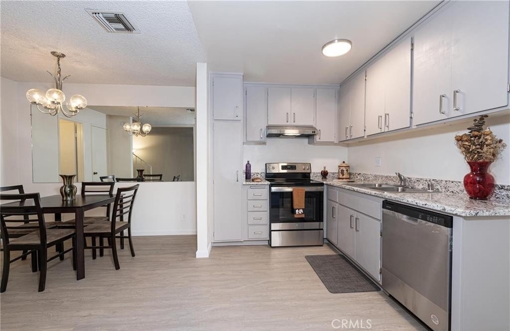 7301 Lennox Avenue - Photo 6