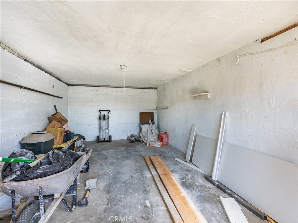 529 E Walnut Avenue - Photo 16