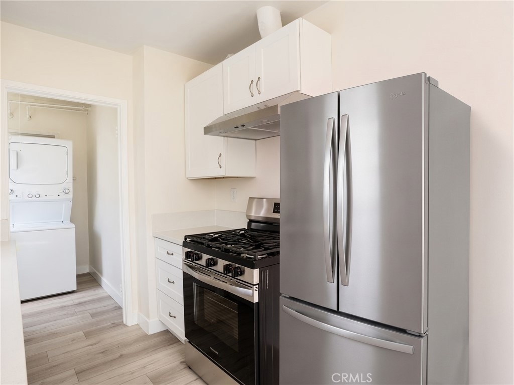 529 E Walnut Avenue - Photo 9