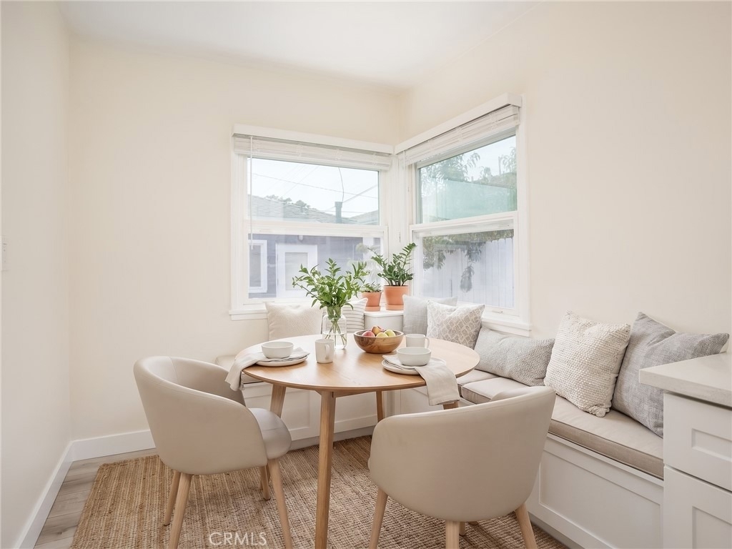 529 E Walnut Avenue - Photo 6