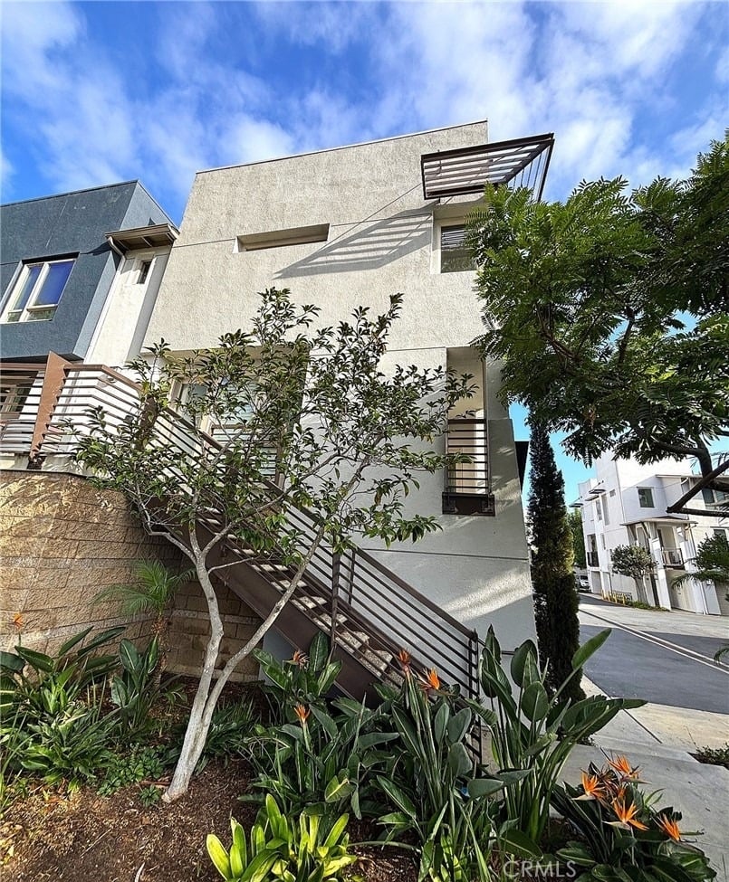 5510 W 149th Place - Photo 2