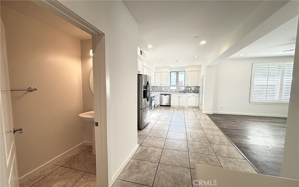 5510 W 149th Place - Photo 8