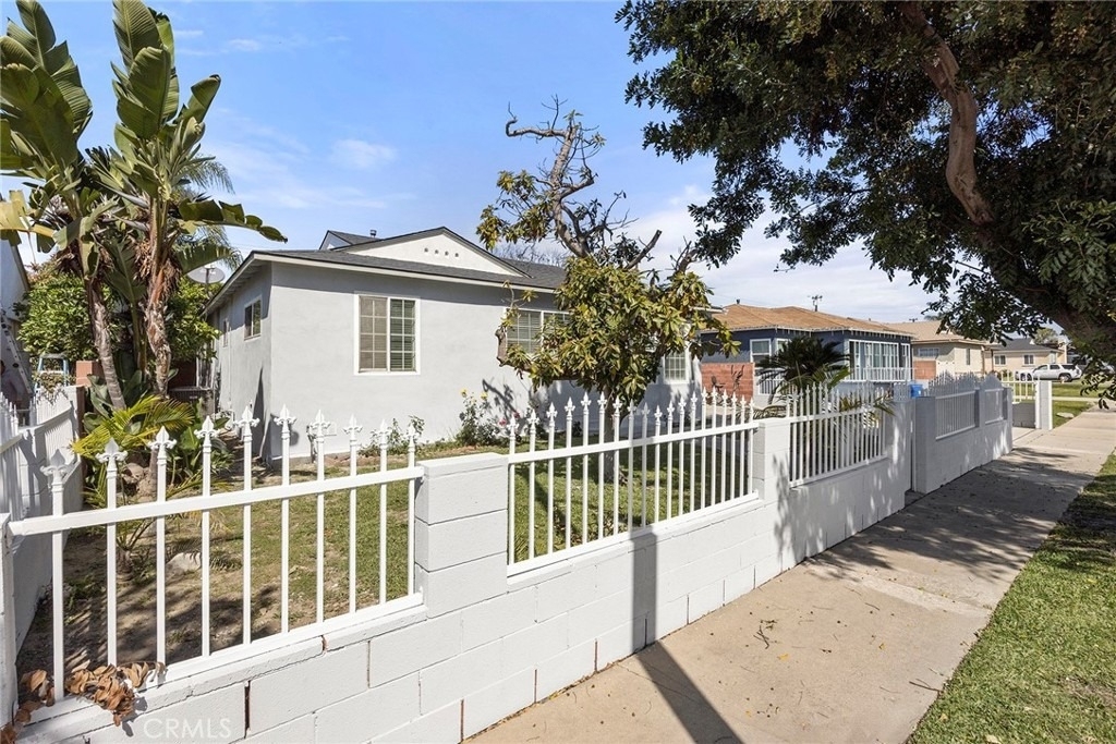 8049 Coral Bell Way - Photo 2
