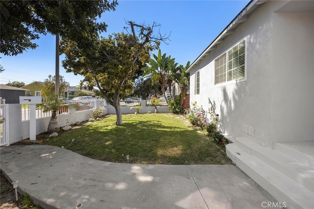 8049 Coral Bell Way - Photo 4